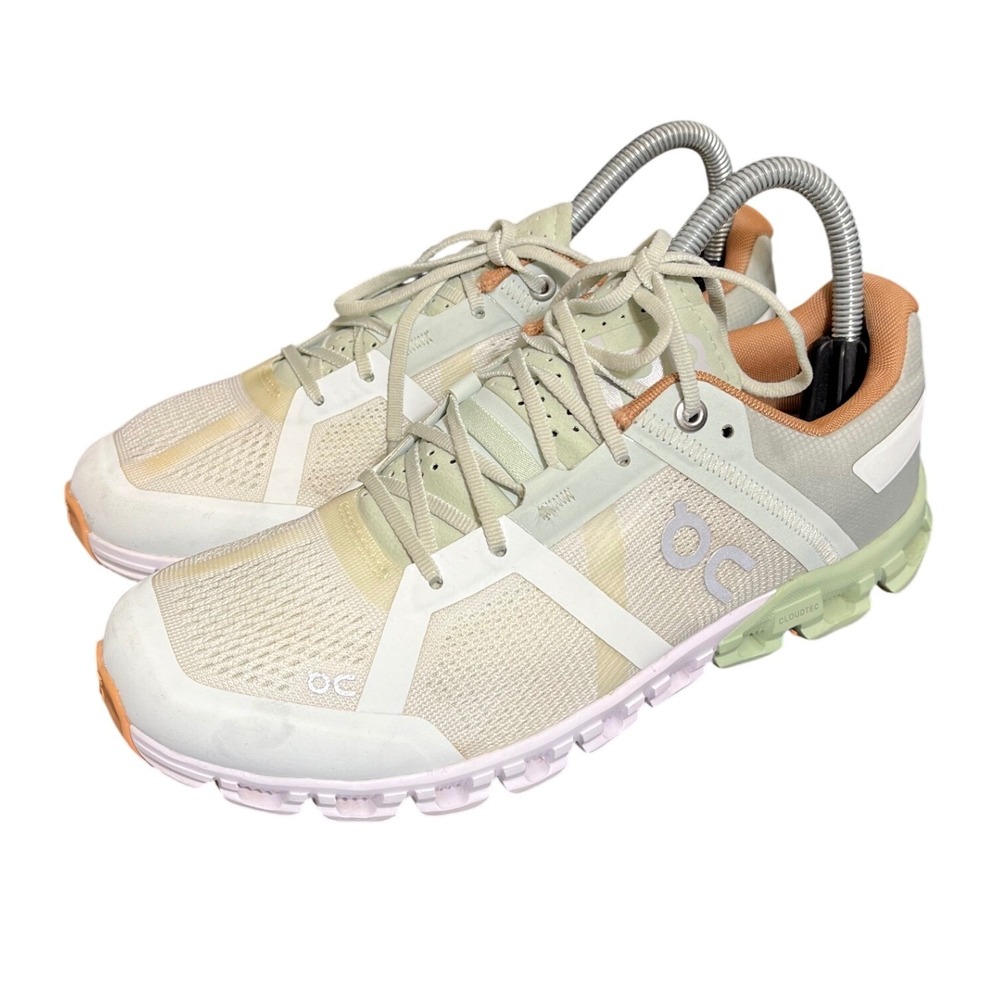 On Cloudflow‎ Aloe/White Lightweight Helion Racing Running Shoe Women's Size 7.5